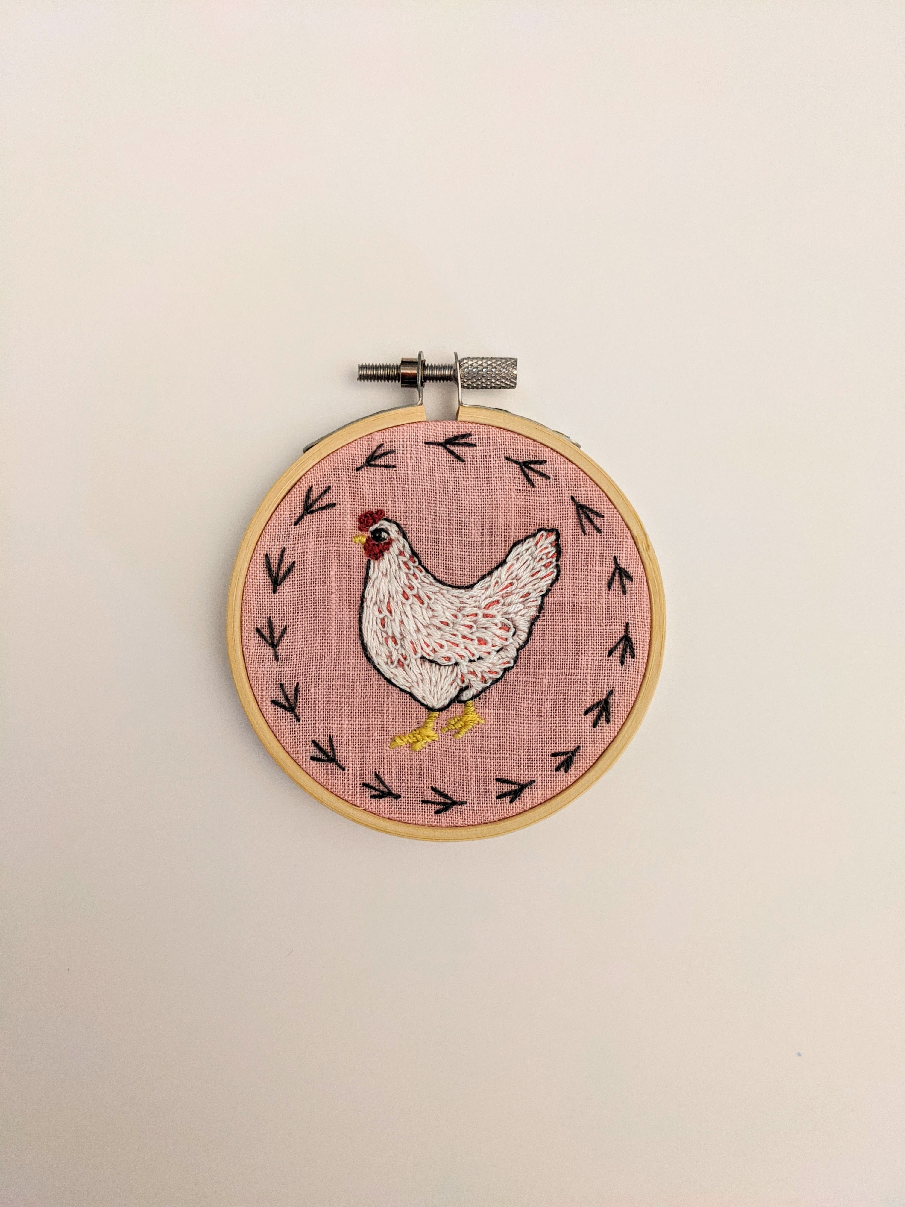 Hen on Pink Linen